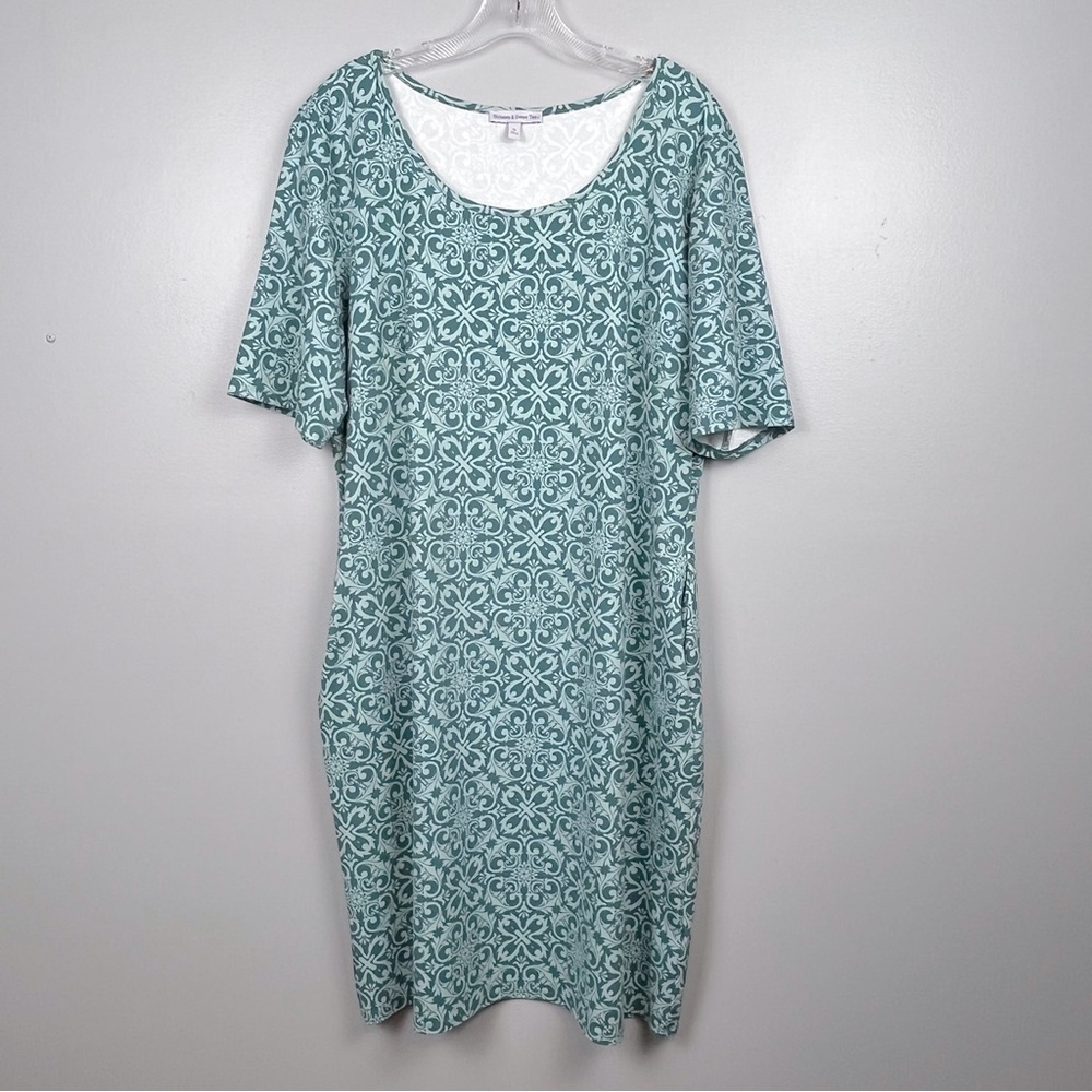Sunsets & Sweet Tea nylon spandex blend midi length aqua teal print dress, XL.